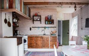 2 Bedroom Gorgeous Home In Bottnaryd