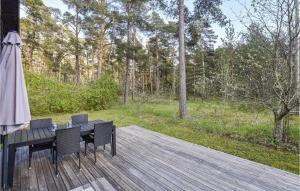 Holiday Home Hangvar Gullauser Lärbro