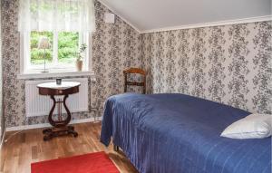 2 Bedroom Cozy Apartment In Årjäng