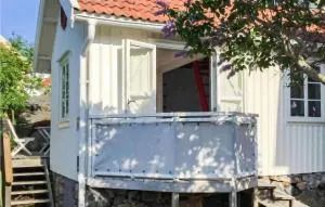 Stunning Home In Käringön - Grundsund