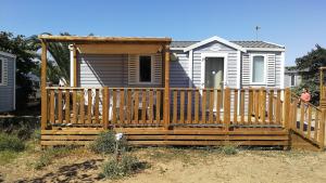 Maisons de vacances Mobile Home 5 people with air conditioning and heating 2 bedrooms : photos des chambres