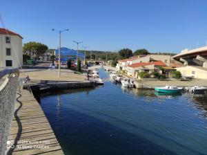 Maisons de vacances Mobile Home 6 people with air conditioning and heating 3 double bedrooms : photos des chambres