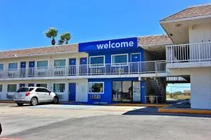 Motel 6-Corpus Christi, TX - East - North Padre Island - Flour Bluff