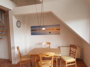 Ferienwohnung 7 im Haus am See mit Balkon