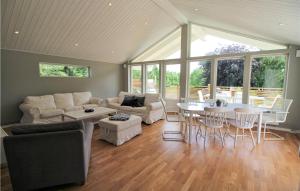 Gorgeous Home In Munka Ljungby