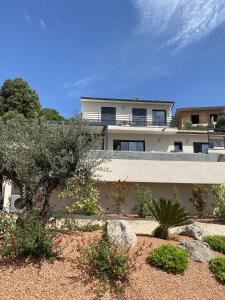 Villas Tres belle villa neuve vue mer avec piscine chauffee : photos des chambres