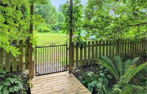 Nice Home In Ängelholm With Wifi