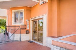 049 - Attico ELEGANTE, 10 minuti a piedi da MARE e SPIAGGIA - POSTO AUTO PRIVATO GRATIS