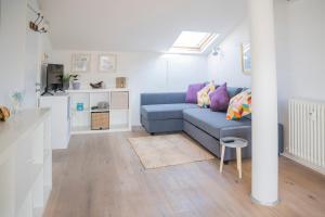 049 - Attico ELEGANTE, 10 minuti a piedi da MARE e SPIAGGIA - POSTO AUTO PRIVATO GRATIS