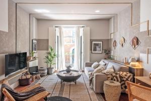 AZREG - 2 Bedroom Apartment in Almagro