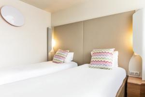 Hotels Campanile Grenoble Sud - Seyssins : photos des chambres
