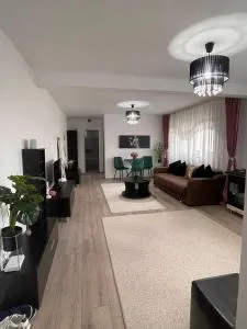 Adriana home - Tritenii de Jos