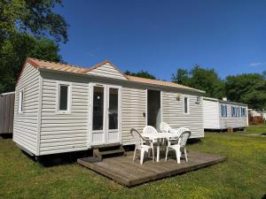 Campings Mobil-Home La Carpe - Camping Aurilandes : Mobile Home