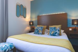 Hotels Hotel Les Coutainvillaises : photos des chambres