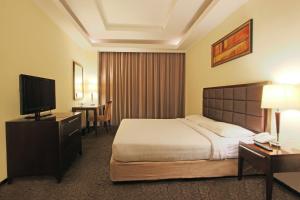 Harmoni One Convention Hotel and Service Apartments