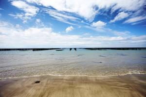 Maisons de vacances Maison de 3 chambres avec jacuzzi jardin clos et wifi a Breville sur Mer a 1 km de la plage : photos des chambres