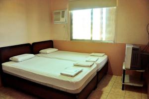 GV Hotel - Ipil