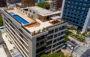APARTAMENTO MODERNO A 150m DA PRAIA DO CABO BRANCO