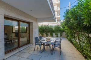 YourHouse Es Cardinal