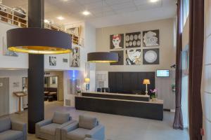 Hotels HOTEL DU PARC Roissy Villepinte - Parc des Expositions : photos des chambres