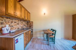 Mirage Arillas Studio Type C18