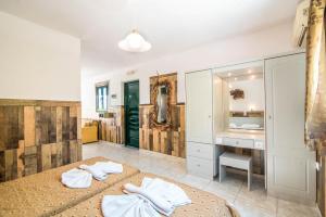 Mirage Arillas Studio Type A2