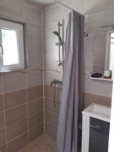 Maisons de vacances Appartement en lisiere de foret avec etang : photos des chambres