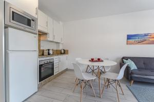 303. MODERN, SUNNY IFONCHE WITH WiFi