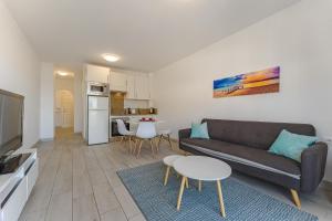 303. MODERN, SUNNY IFONCHE WITH WiFi