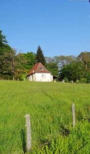 Maisons de vacances Maison de 3 chambres avec jardin clos a Teyssieu : photos des chambres