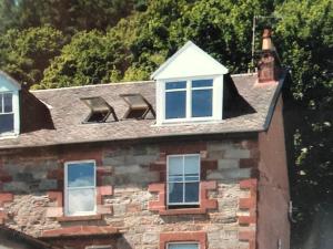 Tighnabruaich Duplex Apartment - Sea Views