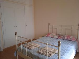 Apartment on the beach near airport