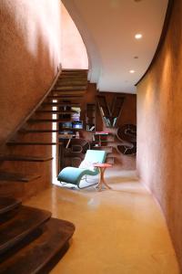 Loop - An hedonist house