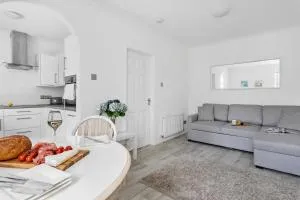 Little Place - Abbotskerswell