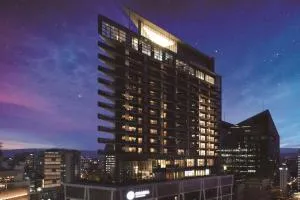 Harmonie Embrassee - أوساكا