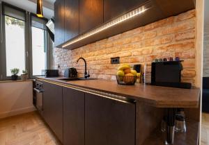 Adora Luxury Apartment 