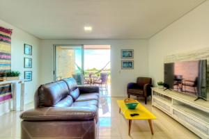 Breezes #404 - Apto com Jacuzzi by carpediem