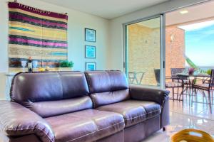 Breezes #404 - Apto com Jacuzzi by carpediem