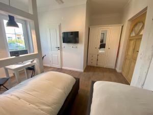 1026- Alte Da h me - Neu