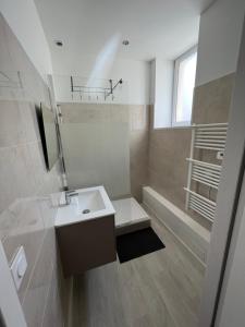 Escale sereine à Lourdes, appartement calme entre gare et sanctuaire à pied