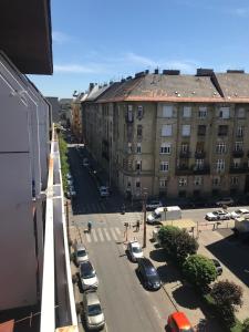 Roland apartment WestND