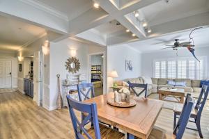 Ocean Isle Condo with Community Pool and Hot Tub!