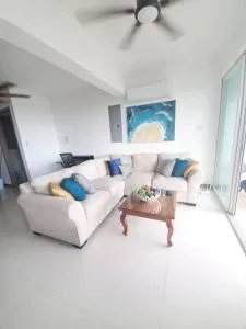 Luxurious & modern in the heart of New Kingston - Cross Roads