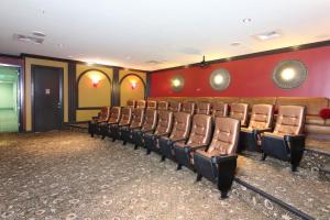 Have your DREAM vacation at High Tide Oceanfront luxury condo 2 pools amazing resort amenities