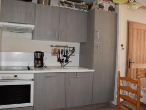 Appartements Appartement Pralognan-la-Vanoise, 3 pieces, 6 personnes - FR-1-464-201 : photos des chambres