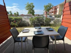 Appartements Appartement Argeles-sur-Mer, 2 pieces, 4 personnes - FR-1-225-732 : photos des chambres