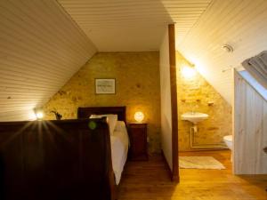 Maisons de vacances Gite Veyrignac, 4 pieces, 5 personnes - FR-1-616-261 : photos des chambres