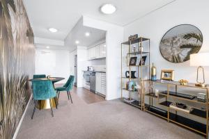 Stylish 1 Bedroom Apartment in Sierra Grand - CoastHM