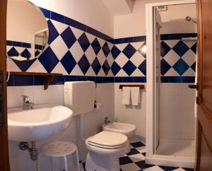 Double or Twin Room with Extra Bed