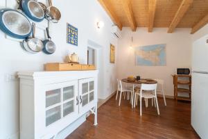 GuestHost - Ortigia Colourful Apartment